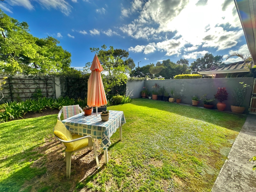 4 Bedroom Property for Sale in Bergsig Western Cape